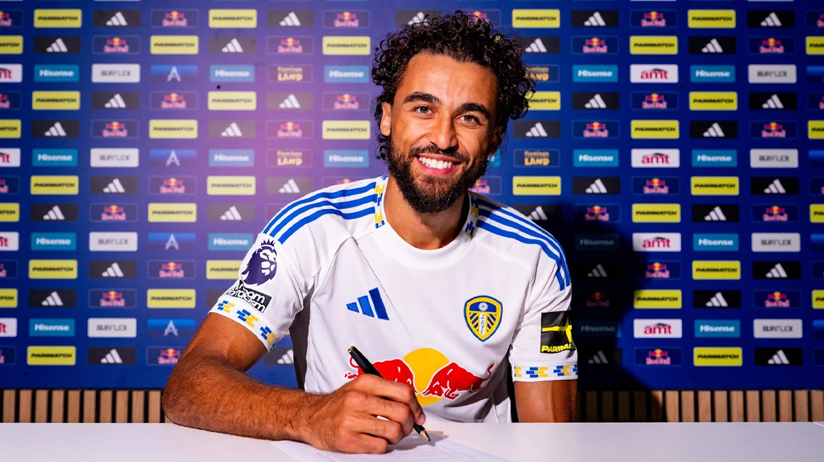 Dominic Calvert-Lewin completes Leeds United move